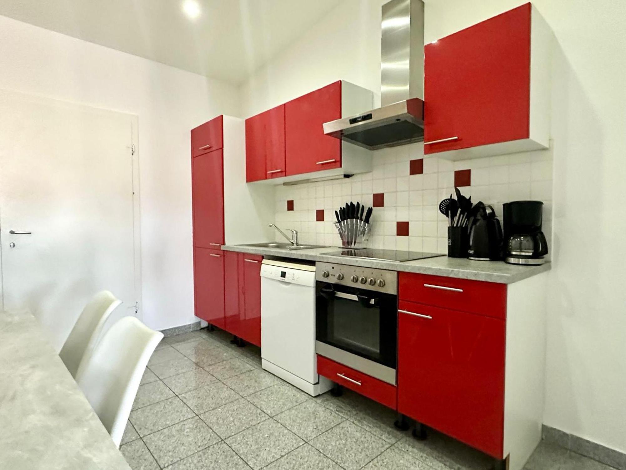 Apartments I 5 Minutes To Metro Wina Bagian luar foto
