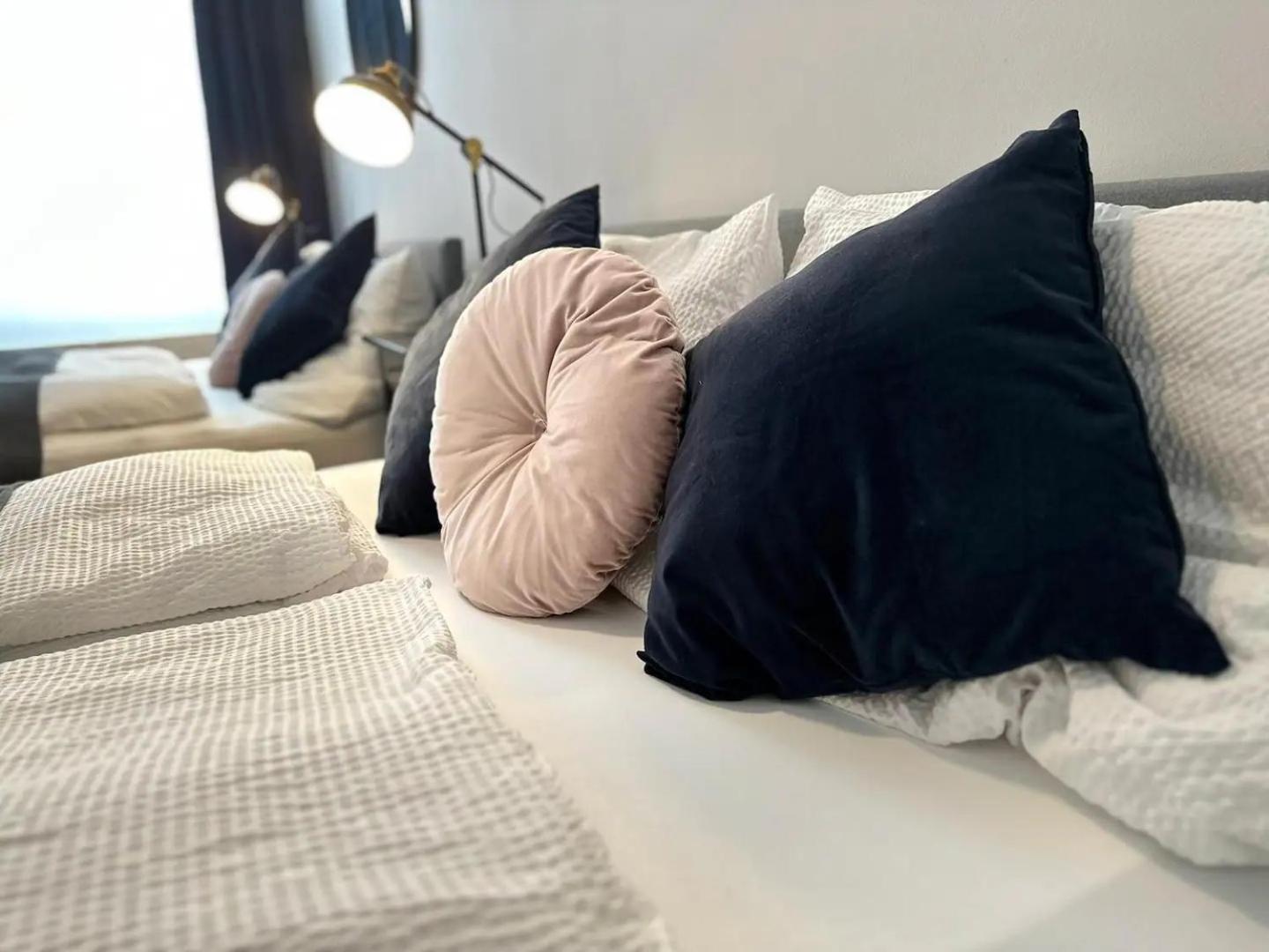 Apartments I 5 Minutes To Metro Wina Bagian luar foto