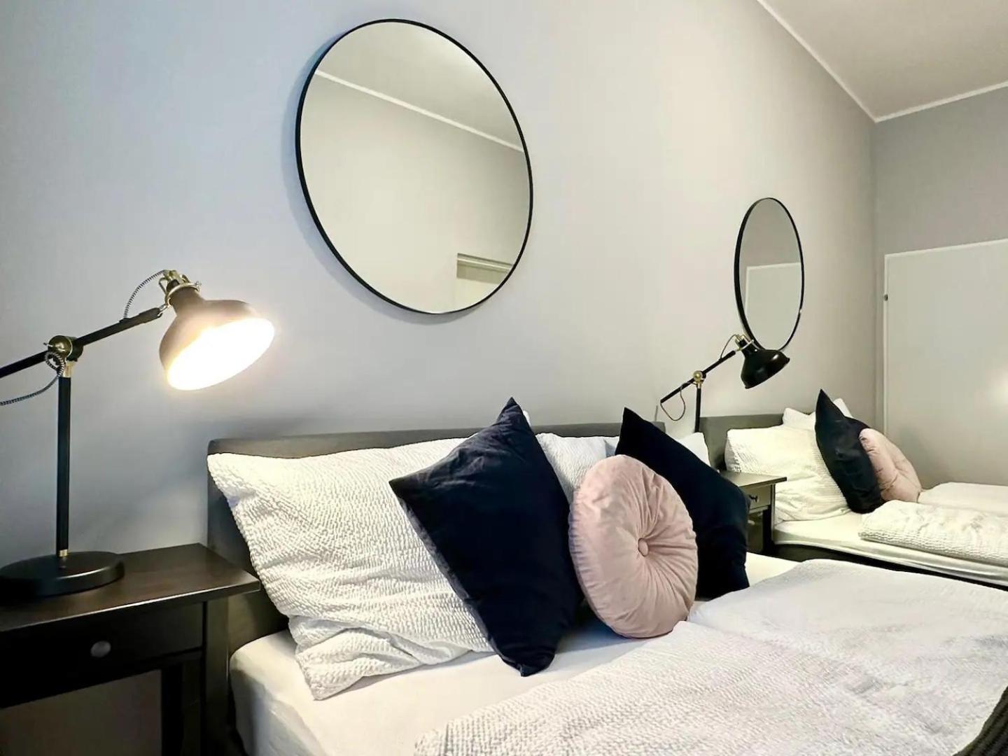 Apartments I 5 Minutes To Metro Wina Bagian luar foto