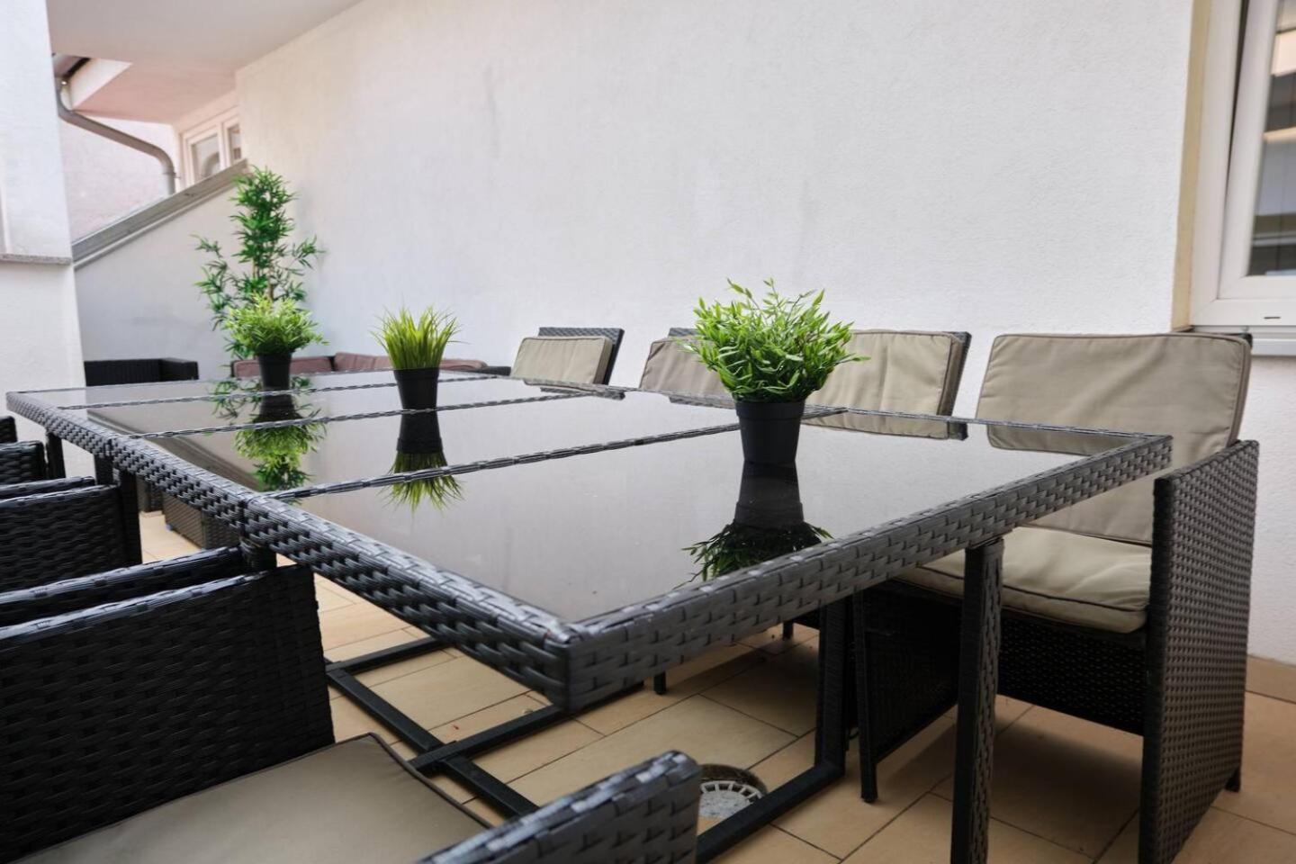 Apartments I 5 Minutes To Metro Wina Bagian luar foto