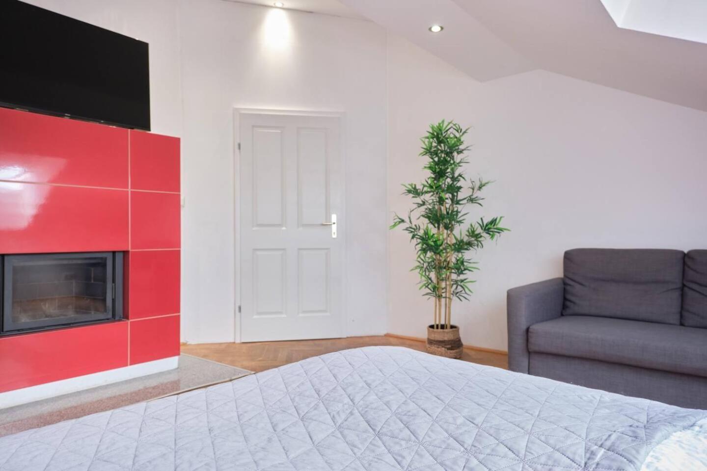 Apartments I 5 Minutes To Metro Wina Bagian luar foto