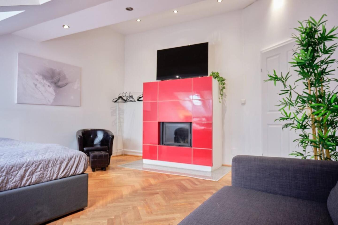 Apartments I 5 Minutes To Metro Wina Bagian luar foto