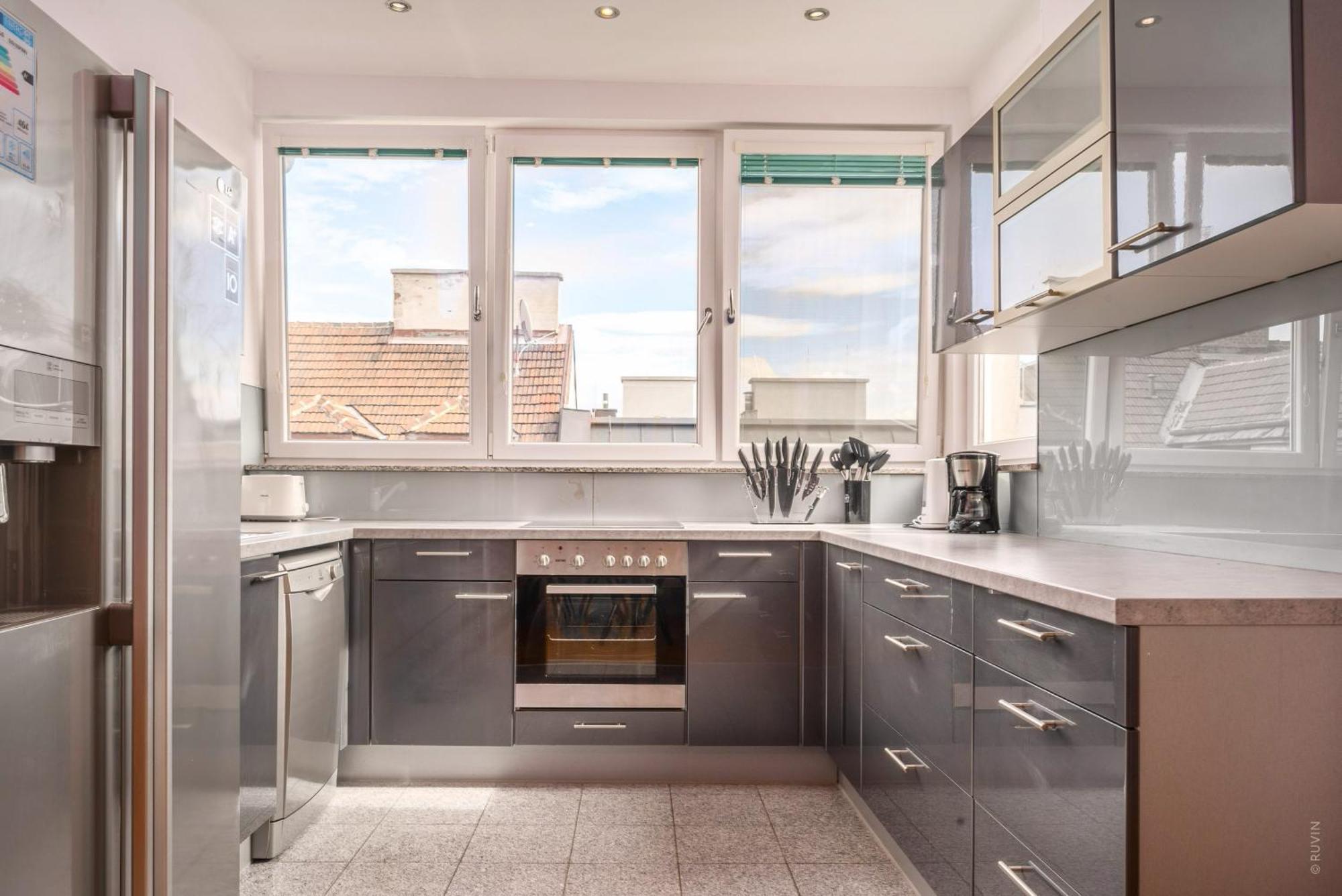 Apartments I 5 Minutes To Metro Wina Bagian luar foto